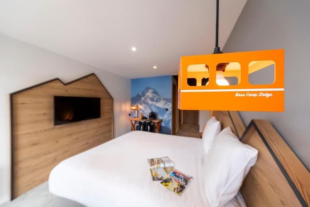 Double Room with Mountain View