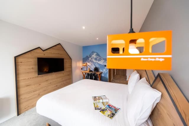 Double Room with Mountain View