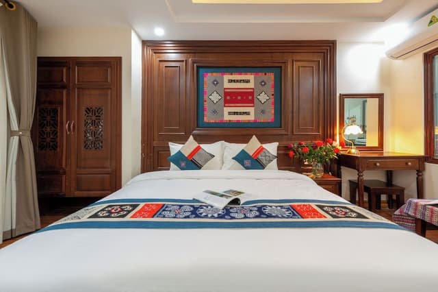 Deluxe Double or Twin Room