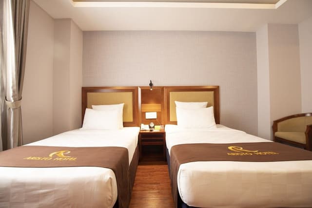 Premier Twin Room (Sauna, Steam Bath)
