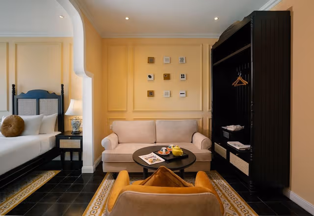 One Bedroom Apartment Twin City View