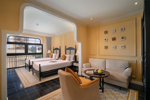 One Bedroom Apartment Twin City View