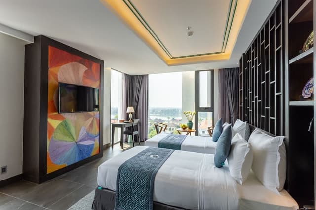 Deluxe Room, River View