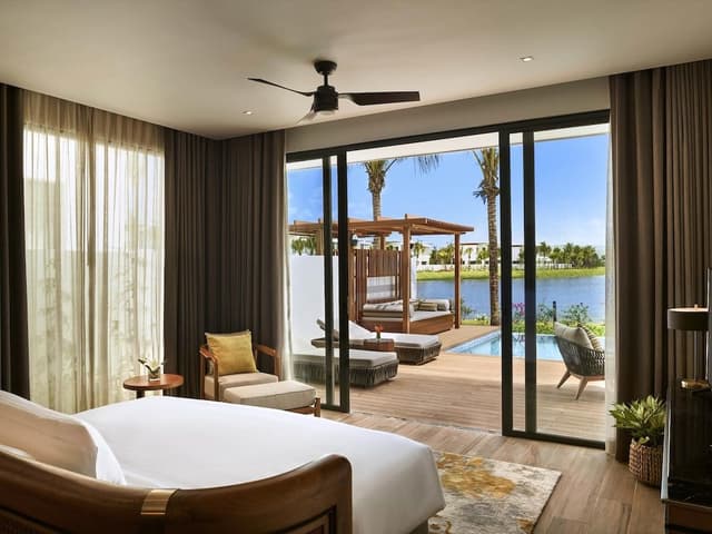 Family 3 Bedroom duplex Villa with Private Pool - Lake View