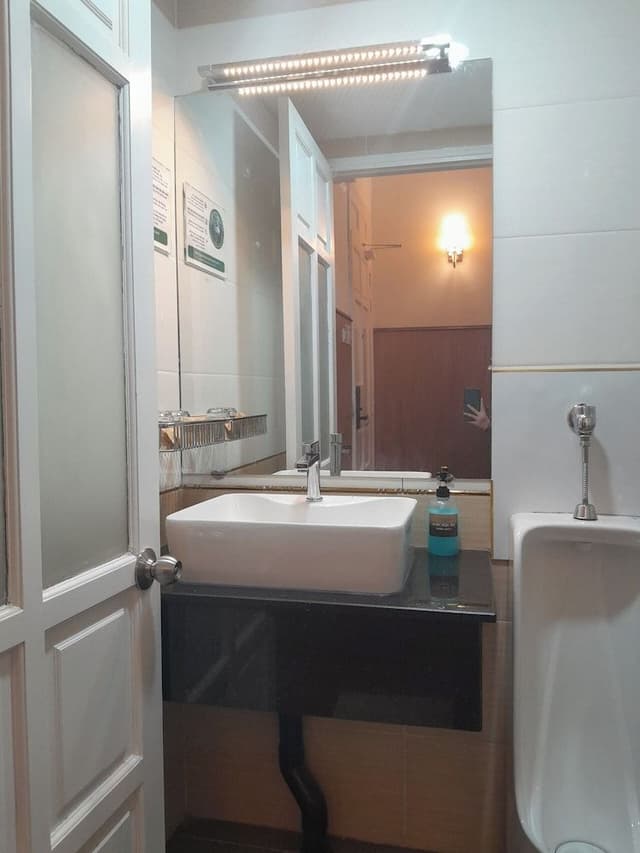 Mimosa Room