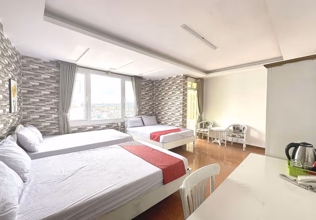 Family Room, Multiple Beds