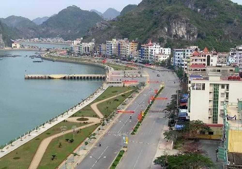 Halong Overnight In Cat Ba Island0