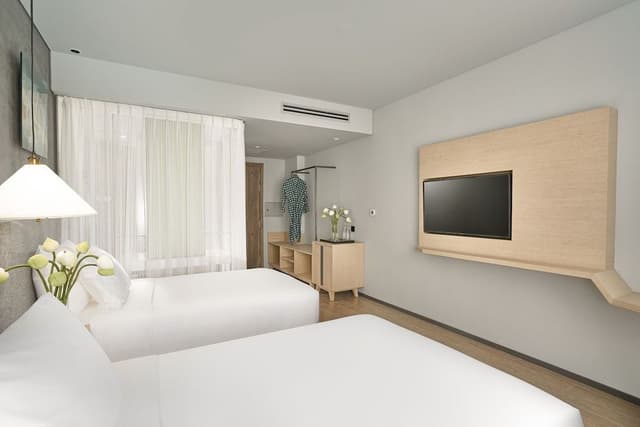 Deluxe Ocean View Twin