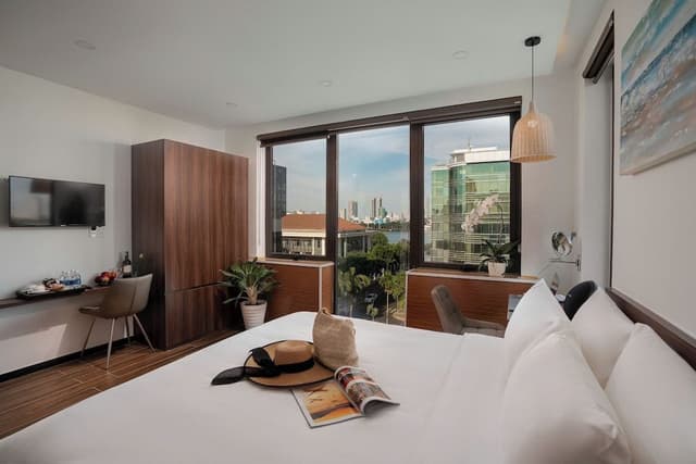 Deluxe Double Room, River View