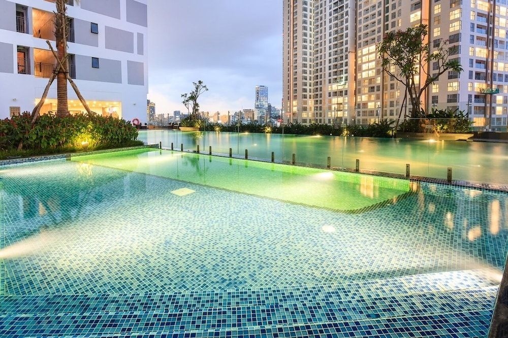 RIVERGATE-ALICE APARTMENT1