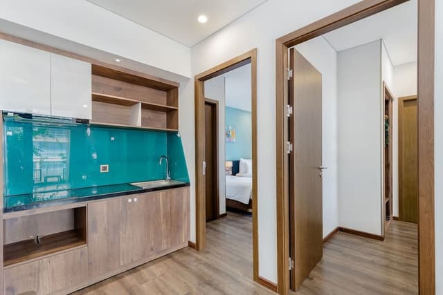 2 Bedroom Junior Apartment with Balcony City View