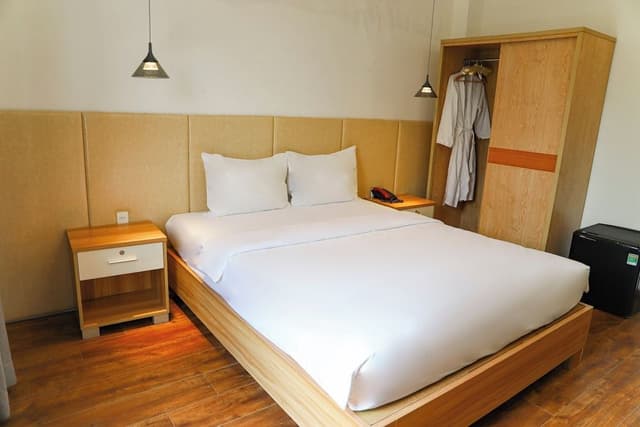 Standard Double Room, 1 Queen Bed
