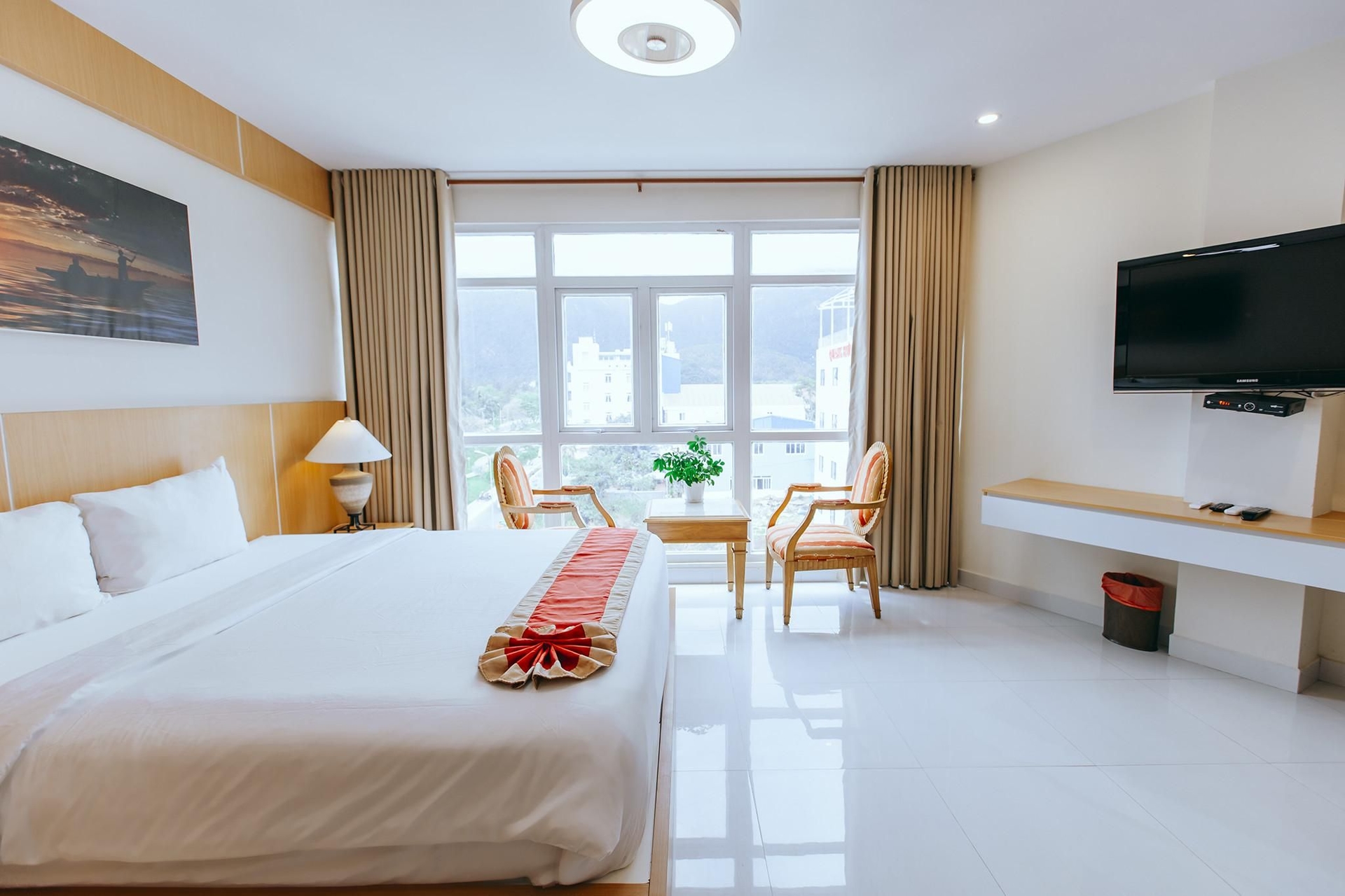 คอนซัน โฮเทล (CONSON HOTEL)1