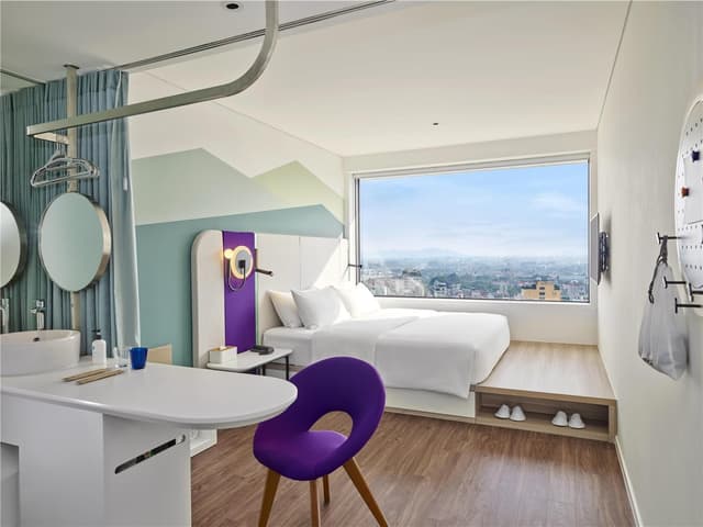 KING BED ROOM