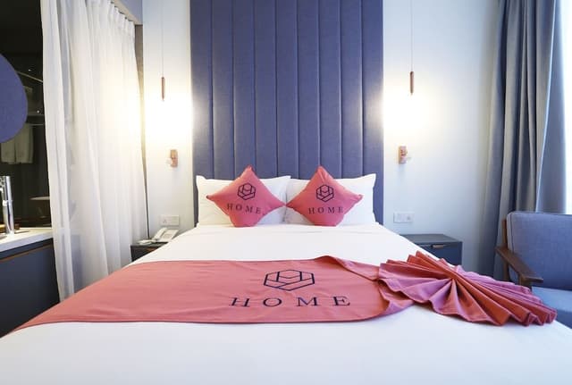 Superior Double Room (Window)