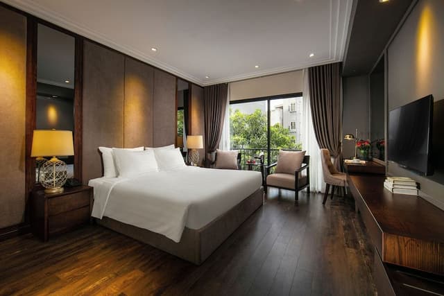 Premier Double Room, City View