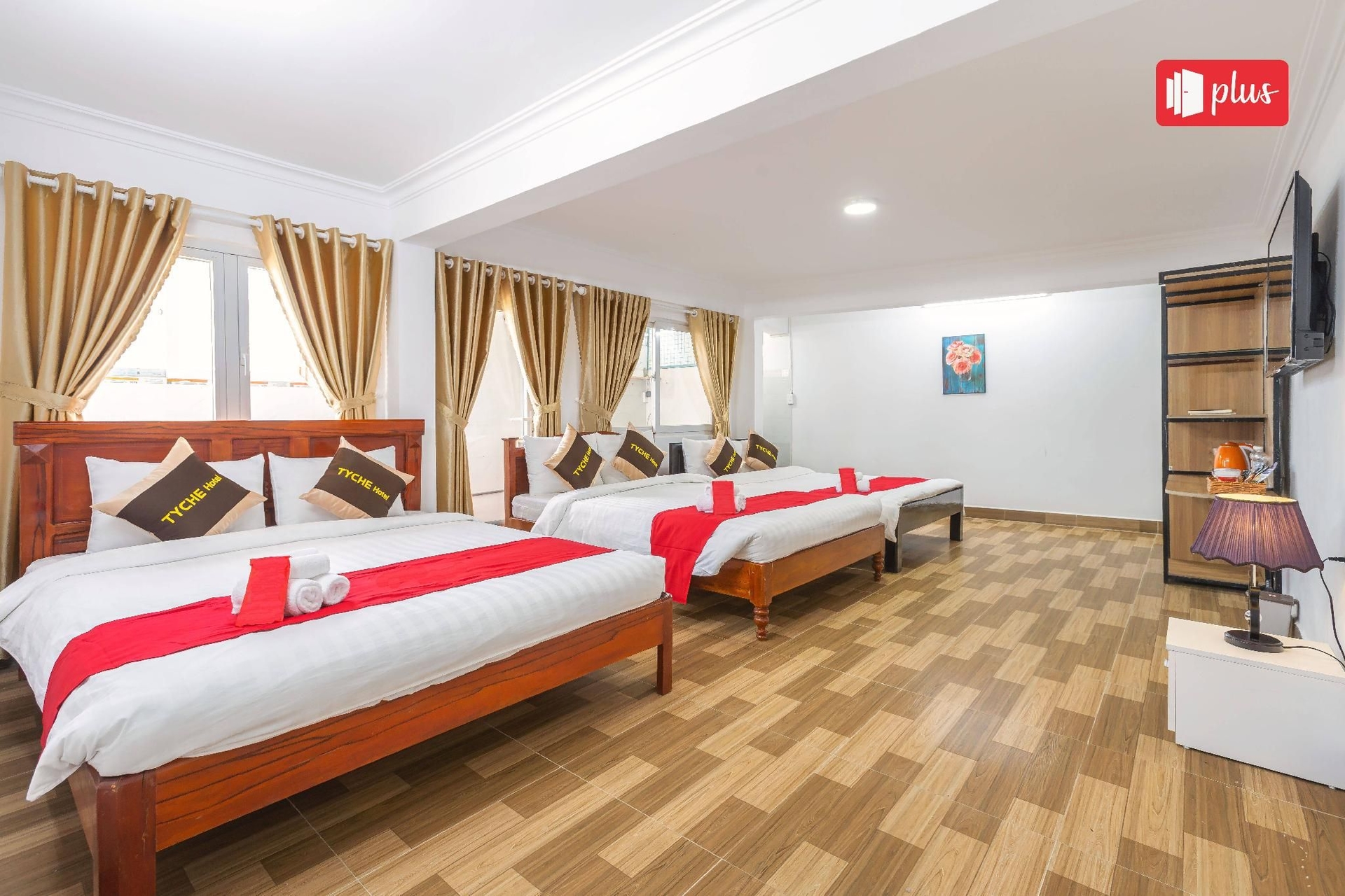 โรงแรมเรดดอร์ซ พลัส ไทเช (Tyche Hotel)1