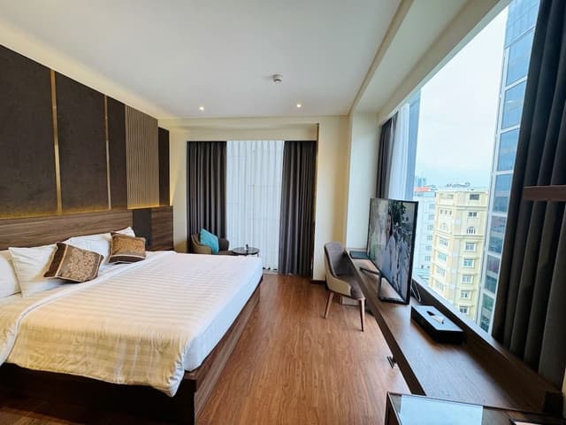 Premier City View