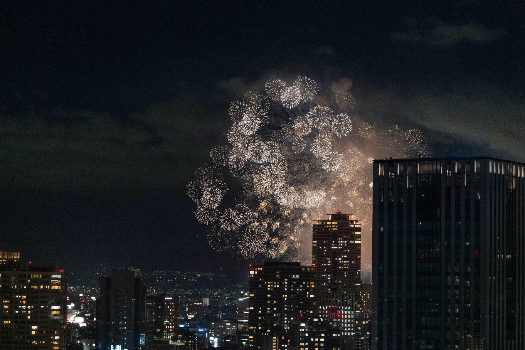 ดับเบิ้ลยู โอซาก้า (W Osaka)3
