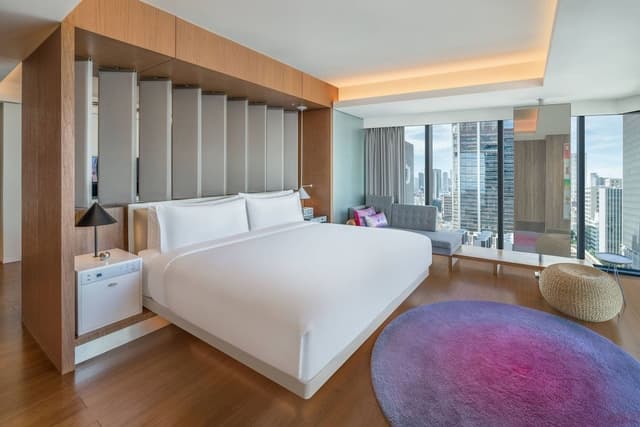 Suite, 1 King Bed