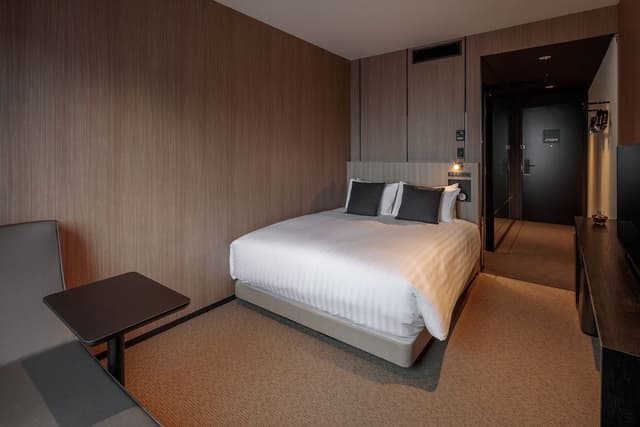 Standard Queen Room, Premium floor