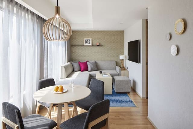 Suite, Multiple Beds, Kitchen