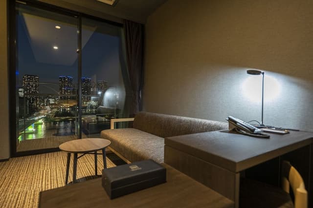La Vista Twin Room (Higher Floor), Non Smoking