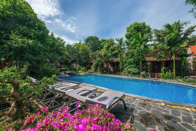 Traditional Triple Room, Pool View
