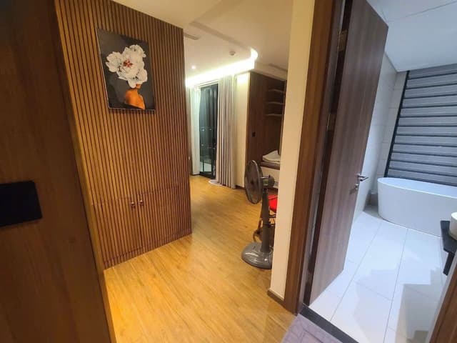 Deluxe Studio Suite, 2 Queen Beds, Balcony, Beach View