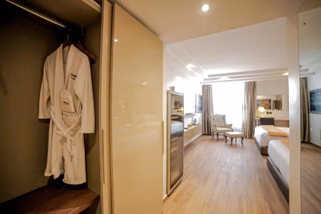 Deluxe Twin Room