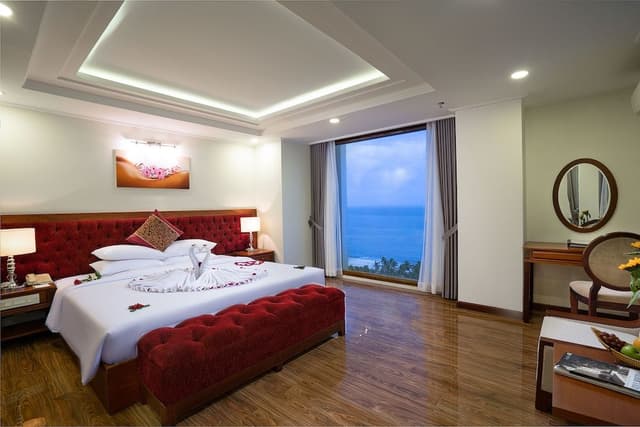 VIP, Ocean View