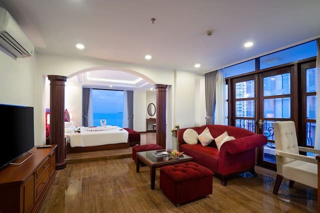VIP, Ocean View