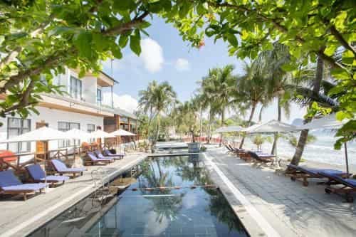 Palm Beach Hotel Palm Beach Hotel