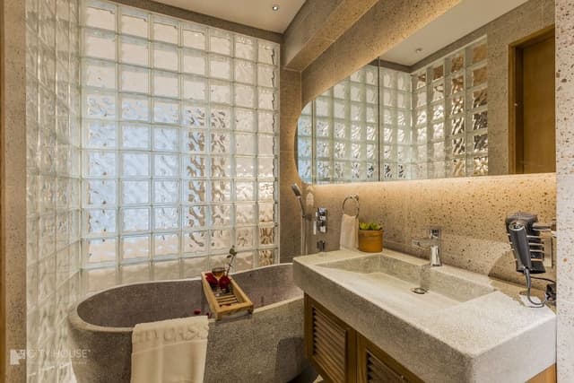 Premium Studio Suite, Pool View