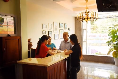 โรงแรมลี กี (Ly Ky Hotel)0