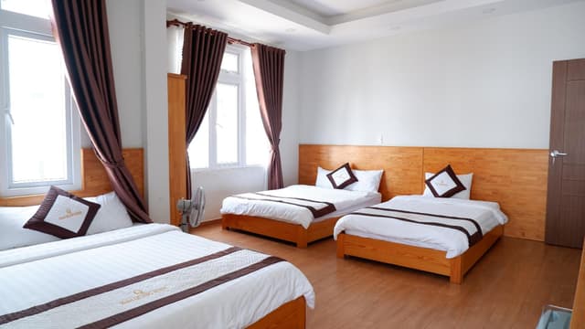 Family Room with King Bed