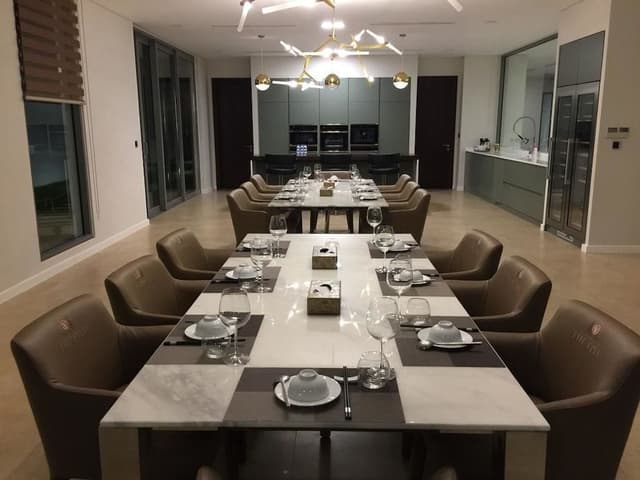 Luxury Villa (8 Bedrooms)