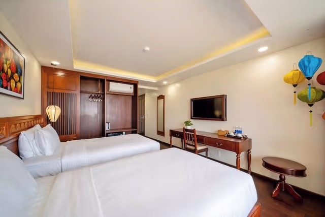 Superior Twin Room, City View