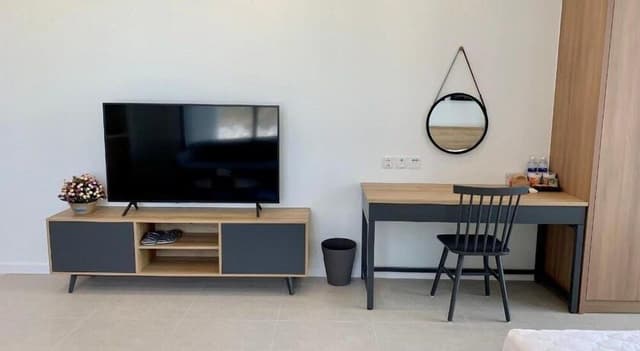 Executive Studio