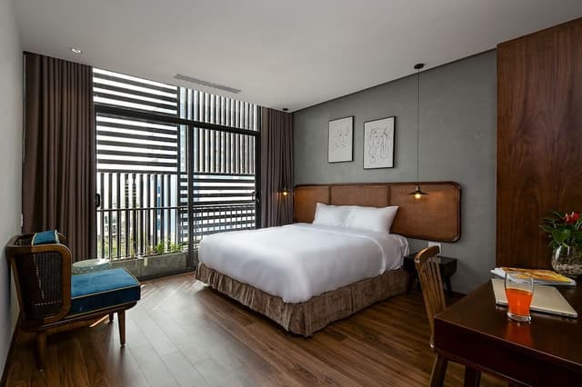 Luxury Apartment, 2 Bedrooms, Balcony, City View