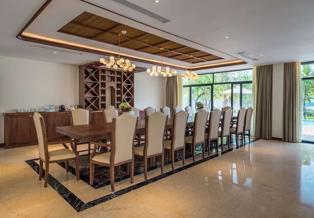 Standard Villa, 5 Bedrooms, Non Smoking, Beachfront (Living Room;Presidential)