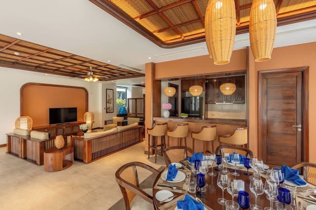 Luxury Villa, 5 Bedrooms, Non Smoking, Kitchen (Living Room)