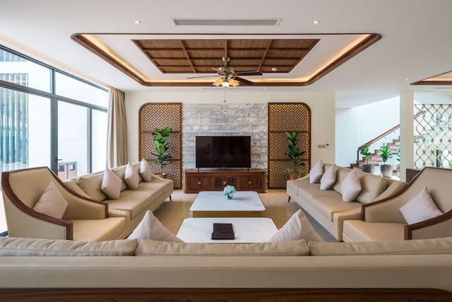 Standard Villa, 5 Bedrooms, Non Smoking, Beachfront (Living Room;Presidential)