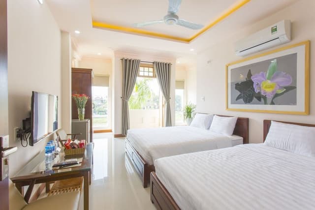 Family Villa, River View