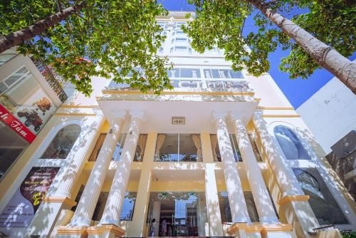 โรงแรมวิกตอรี (Victory Hotel)0