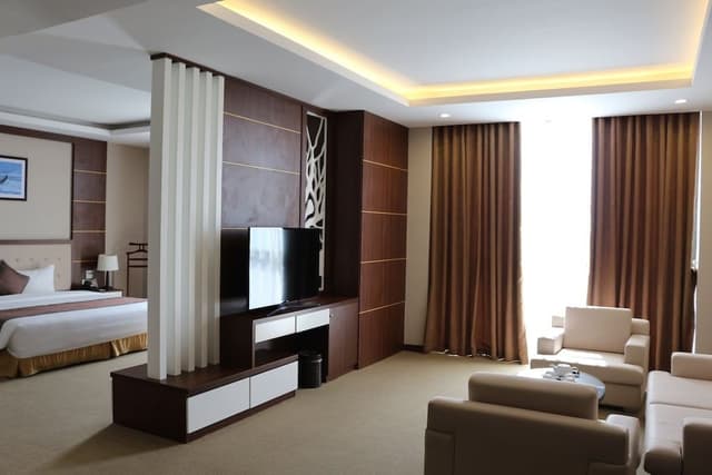 Executive Suite