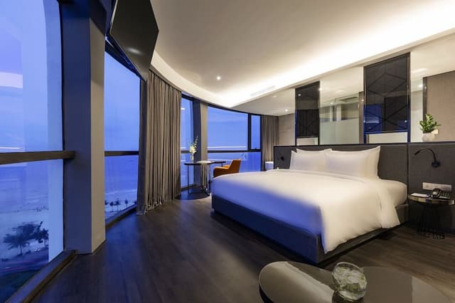 Executive Suite
