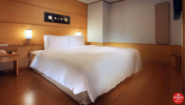 Executive Suite, 1 Bedroom, Lanai (Dining At Restaurant)
