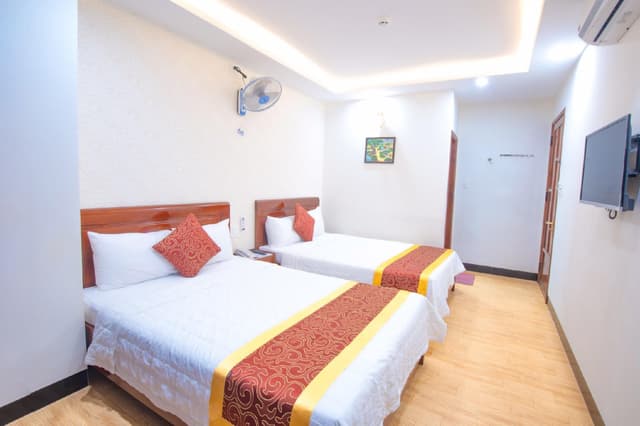 Deluxe Queen Room with Two Queen Beds