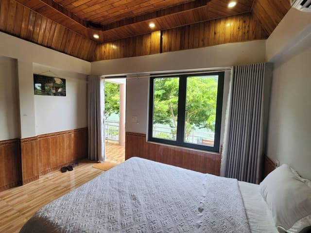 Quadruple Room, Lake View